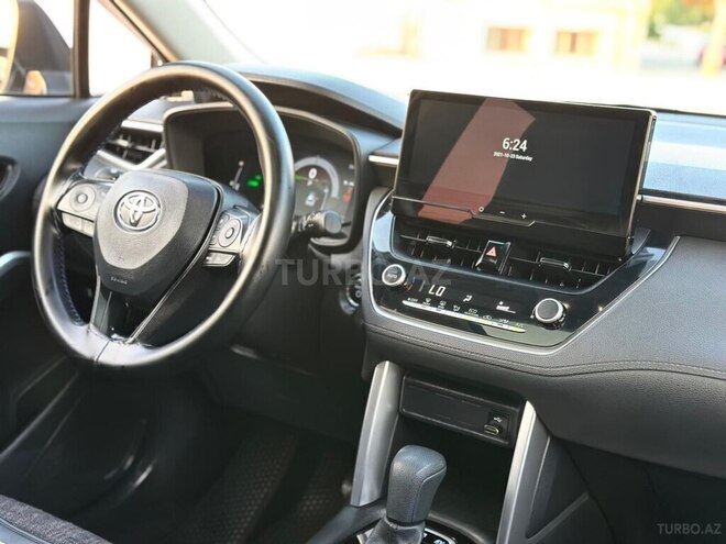 Toyota Corolla Cross 2024, 36,000 km - 2.0 л - Bakı