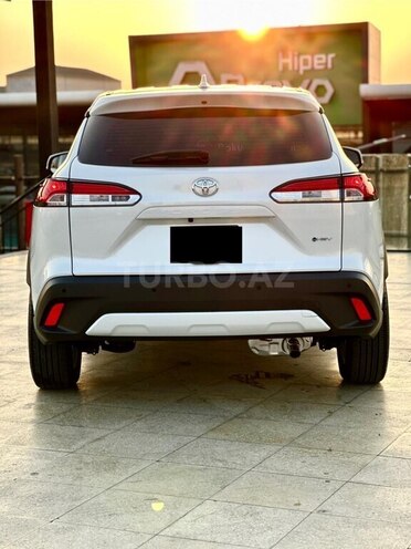 Toyota Corolla Cross 2024, 36,000 km - 2.0 л - Bakı