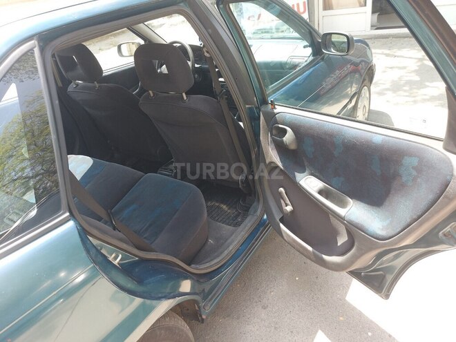 Opel Astra 1995, 150,000 km - 1.6 l - Bakı