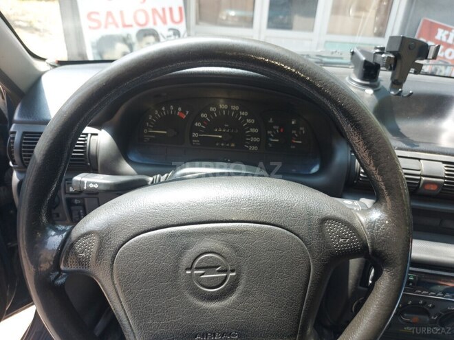 Opel Astra 1995, 150,000 km - 1.6 l - Bakı