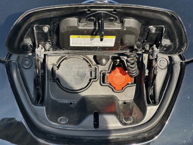 Nissan Leaf 2015, 60,000 km - 0.0 l - Bakı