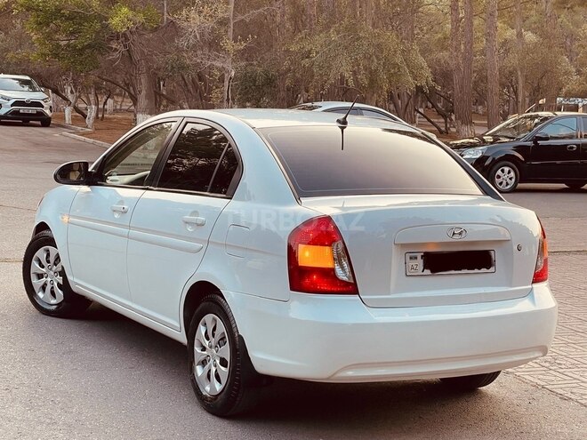 Hyundai Accent 2010, 302,000 km - 1.4 l - Sumqayıt