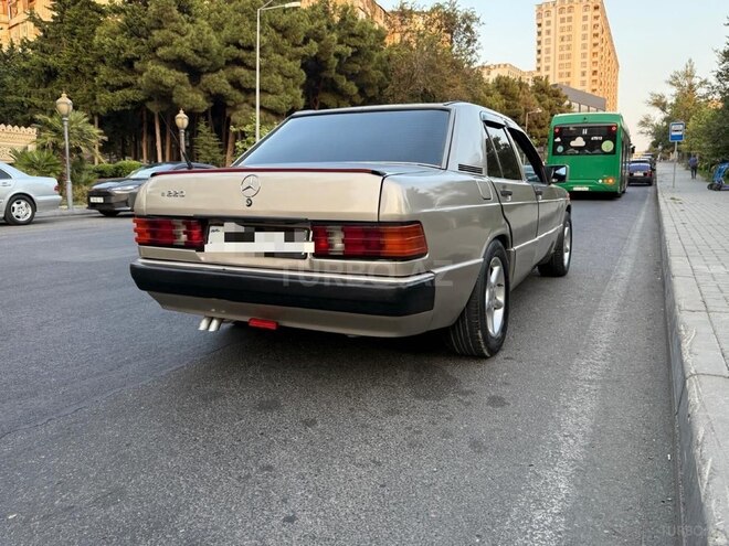 Mercedes 190 1990, 200,000 km - 2.0 l - Bakı