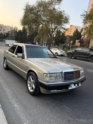 Mercedes 190 1990, 200,000 km - 2.0 l - Bakı