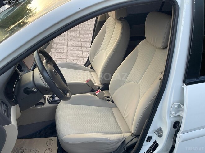 Hyundai Accent 2010, 302,000 km - 1.4 l - Sumqayıt