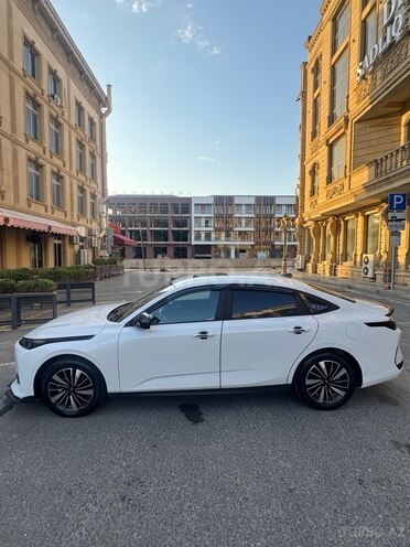 Changan Qiyuan A05 2025, 20,000 km - 1.5 л - Bakı