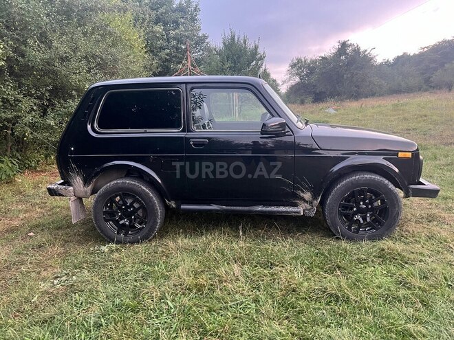 LADA (VAZ) Niva 2017, 148,000 km - 1.7 l - Quba