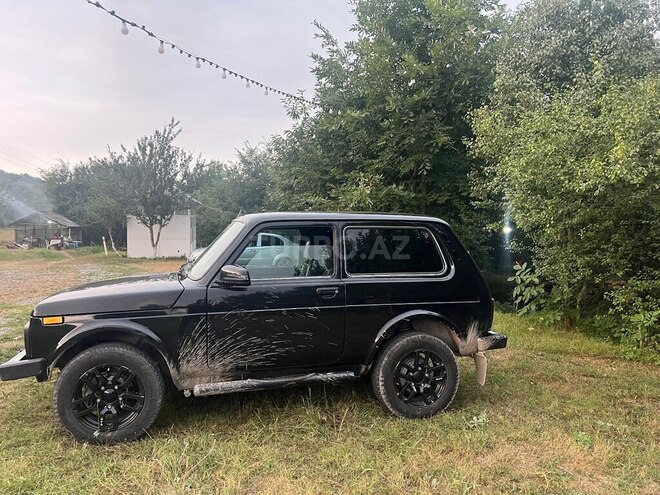 LADA (VAZ) Niva 2017, 148,000 km - 1.7 l - Quba