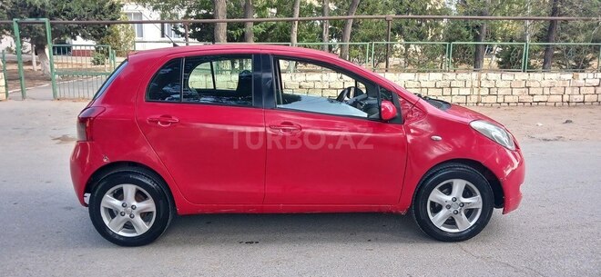 Toyota Yaris 2003, 234,123 km - 1.3 l - Bakı