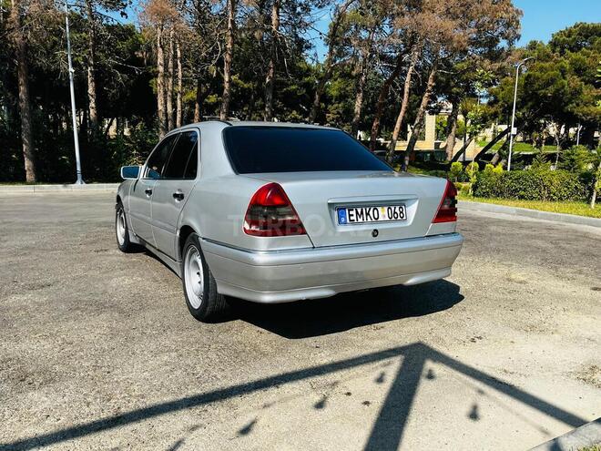 Mercedes C 180 1995, 320,000 km - 1.8 л - Bakı
