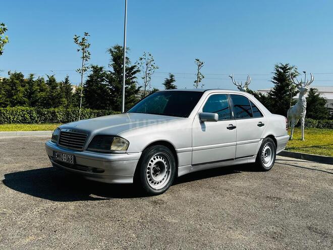 Mercedes C 180 1995, 320,000 km - 1.8 л - Bakı