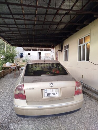 Volkswagen Passat 2001, 252,000 km - 1.8 l - Bakı