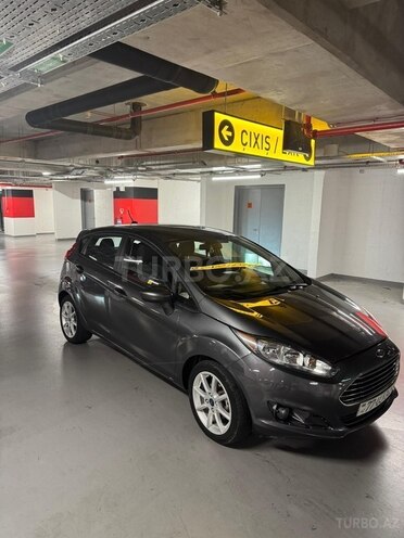 Ford Fiesta 2019, 106,000 km - 1.6 l - Bakı