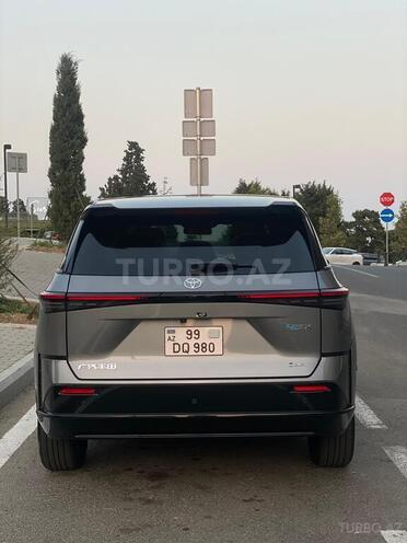 Toyota  2025, 160 km - 0.0 l - Bakı