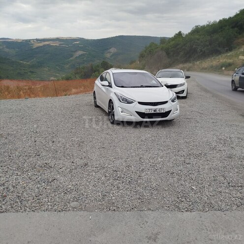 Hyundai Elantra 2015, 111,130 km - 1.8 л - Bakı