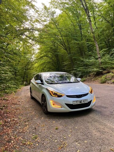 Hyundai Elantra 2015, 111,130 km - 1.8 л - Bakı