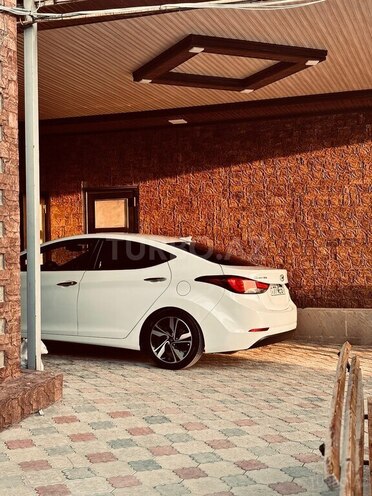 Hyundai Elantra 2015, 111,130 km - 1.8 л - Bakı