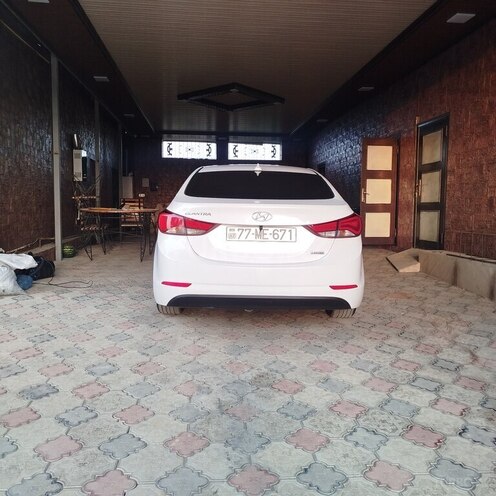 Hyundai Elantra 2015, 111,130 km - 1.8 л - Bakı