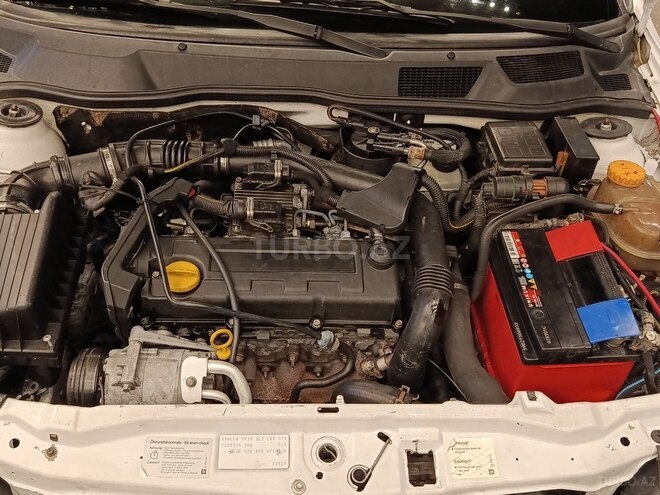 Opel Astra 2002, 450,000 km - 1.7 l - Göyçay