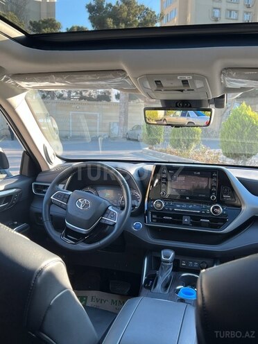 Toyota Highlander 2022, 57,000 km - 2.5 l - Bakı