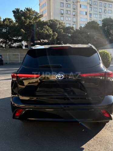 Toyota Highlander 2022, 57,000 km - 2.5 l - Bakı