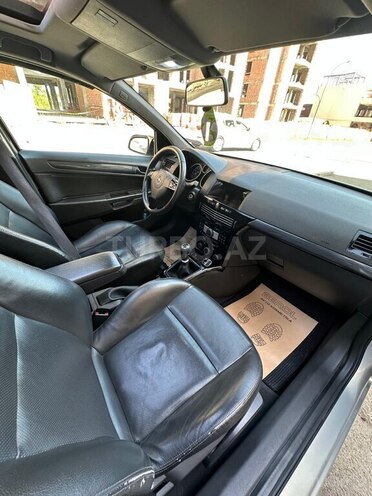 Opel Astra 2006, 255,000 km - 1.4 l - Gəncə
