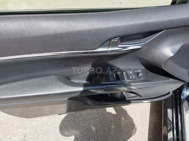 Toyota Camry 2021, 80,000 km - 2.5 л - Bakı