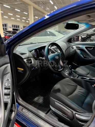 Hyundai Elantra 2015, 195,000 km - 1.8 л - Sumqayıt