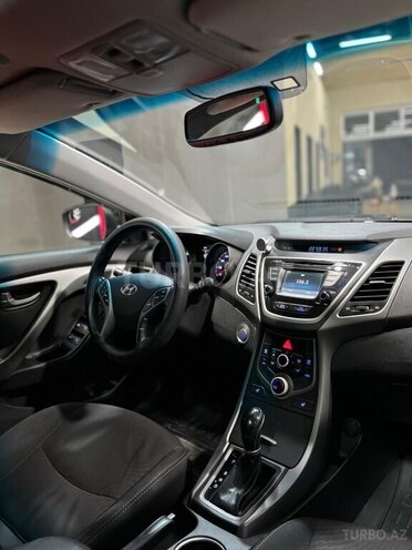 Hyundai Elantra 2015, 195,000 km - 1.8 л - Sumqayıt