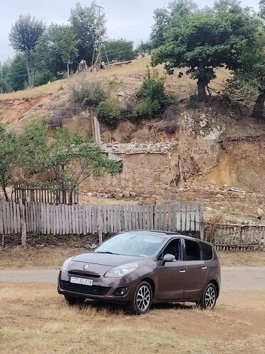 Renault Grand Scenic 2010, 280,000 km - 1.5 л - Gəncə
