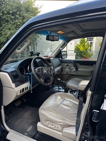 Mitsubishi Pajero 2009, 227,000 km - 3.5 l - Bakı