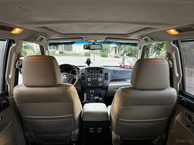 Mitsubishi Pajero 2009, 227,000 km - 3.5 l - Bakı