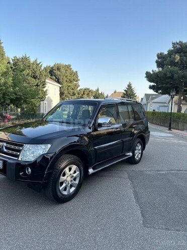 Mitsubishi Pajero 2009, 227,000 km - 3.5 l - Bakı