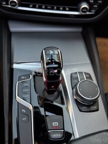 BMW 530 2019, 95,000 km - 2.0 л - Bakı