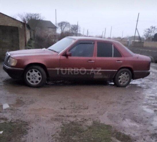 Mercedes E 200 1993, 400,000 km - 2.0 l - Masallı