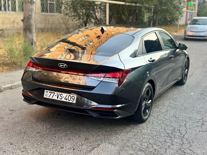Hyundai Elantra 2021, 75,000 km - 2.0 l - Bakı