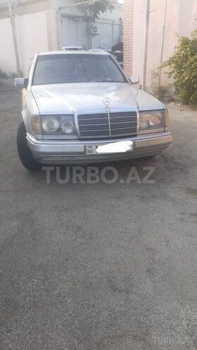 Mercedes E 250 1993, 350,000 km - 2.5 l - Bakı