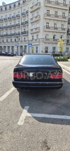 Mercedes  1998, 301,000 km - 5.4 l - Bakı