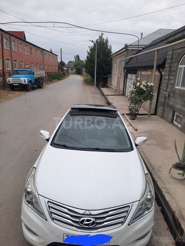 Hyundai Azera 2013, 290,000 km - 2.4 l - Quba