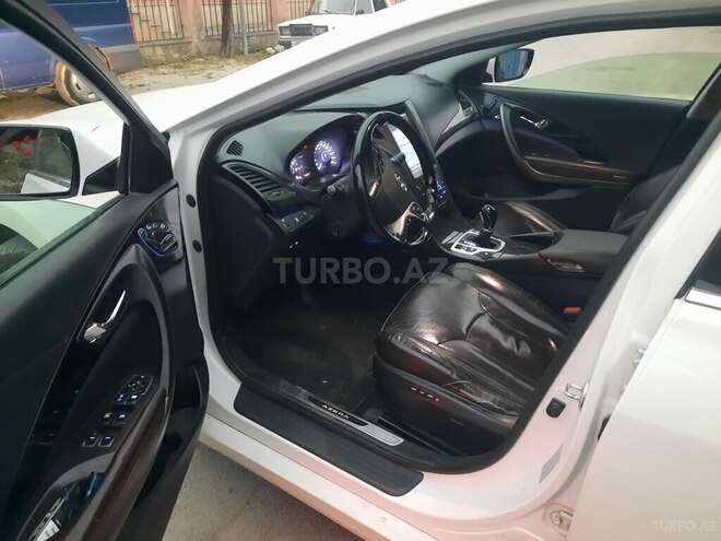 Hyundai Azera 2013, 290,000 km - 2.4 l - Quba