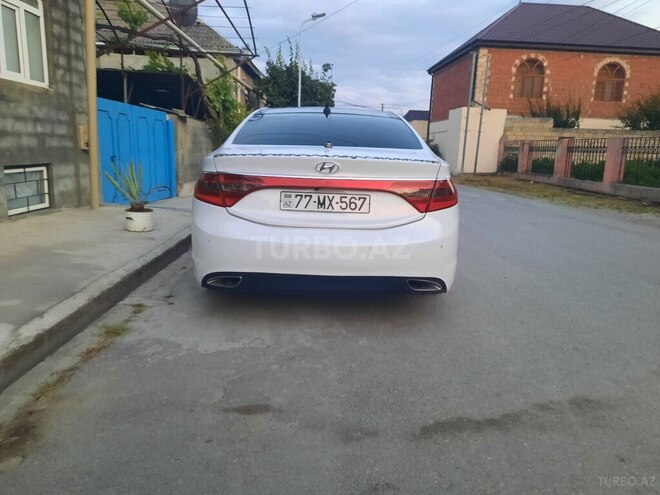 Hyundai Azera 2013, 290,000 km - 2.4 l - Quba
