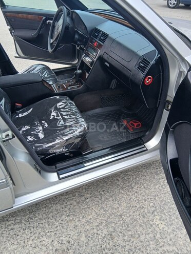 Mercedes C 220 1998, 296,000 km - 2.2 l - Xırdalan