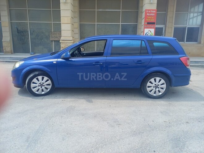 Opel Astra 2010, 313,000 km - 1.3 l - Bakı