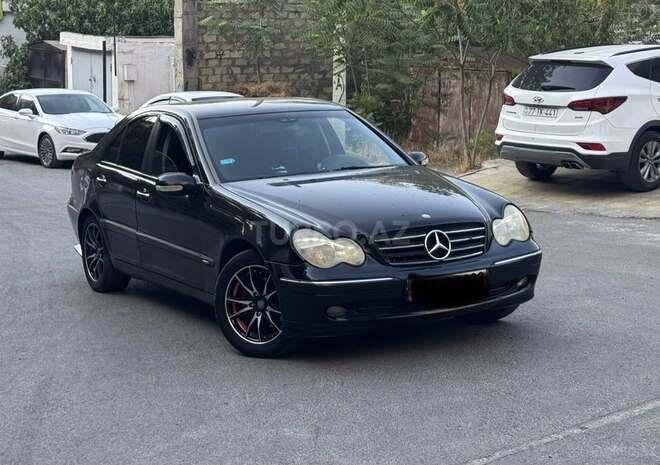 Mercedes C 240 2001, 236,999 km - 2.6 л - Bakı