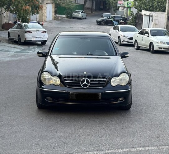 Mercedes C 240 2001, 236,999 km - 2.6 л - Bakı