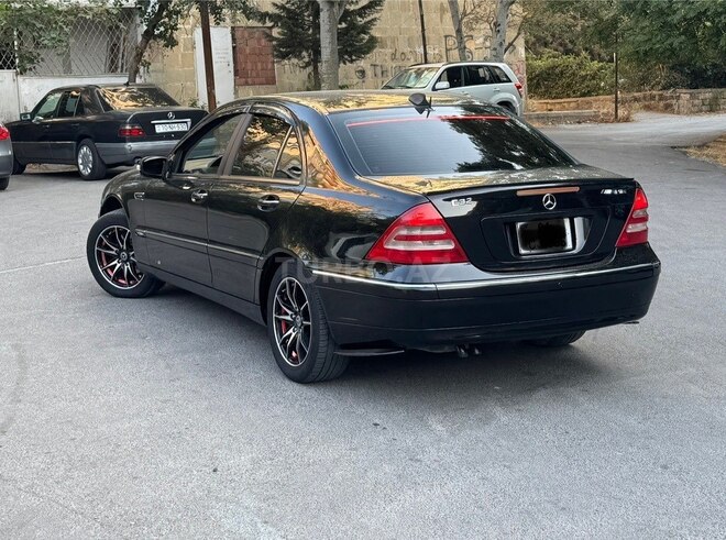 Mercedes C 240 2001, 236,999 km - 2.6 л - Bakı