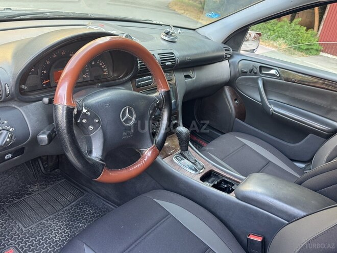 Mercedes C 240 2001, 236,999 km - 2.6 л - Bakı