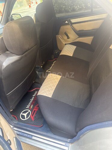 Mercedes E 200 1992, 332,000 km - 2.0 l - Bakı