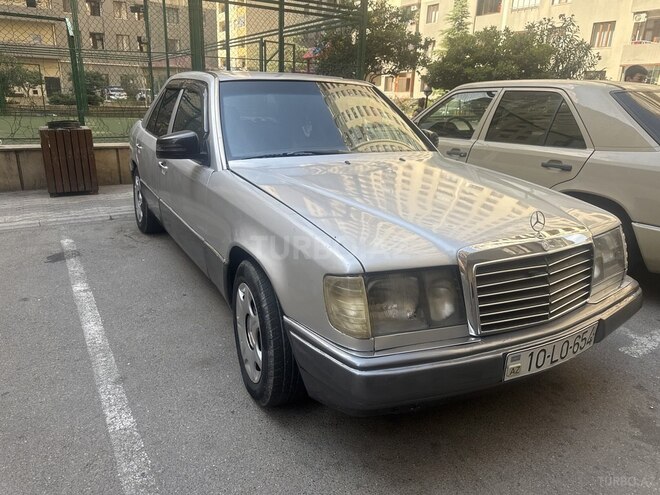 Mercedes E 200 1992, 332,000 km - 2.0 l - Bakı