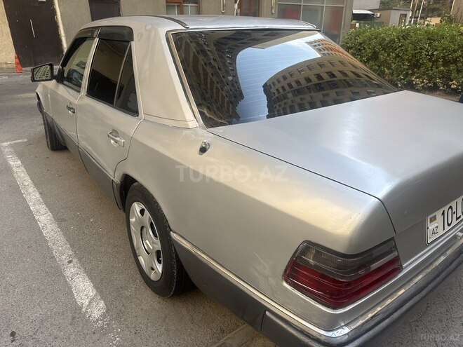 Mercedes E 200 1992, 332,000 km - 2.0 l - Bakı